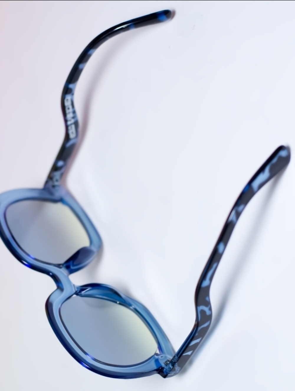 Blue Oversized Round Tortoise Arm Sunglasses - Picture 9 of 13